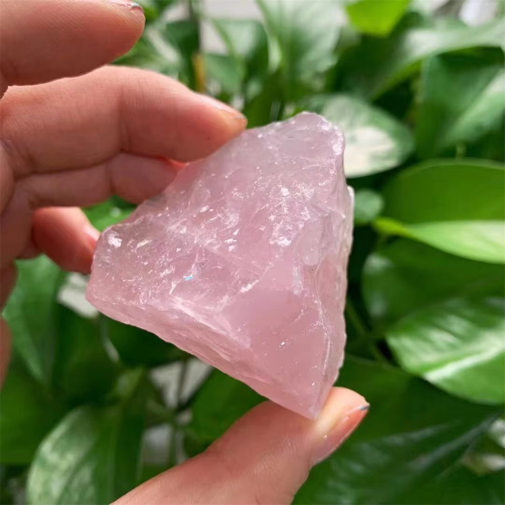 Pure Natural Pink Rose Quartz  - огляд і ціна Aquarium Fish Big