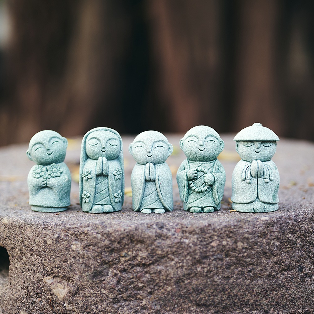 Japanese Buddha Figurine Good  - огляд і ціна Aquarium Fish Japan